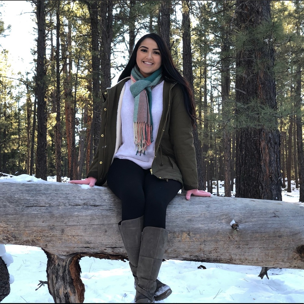 Meet your Posher, Maryssa